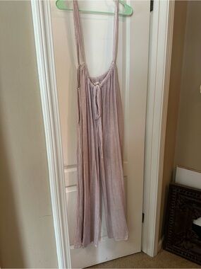 Light Mauve Wide-Leg Jumpsuit with Tie Waist